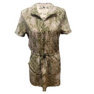 NWOT CHICOS DRESS SNAKE PRINT STRETCH DRAWSTRING TIE WAIST ZIP NECK POCKETS